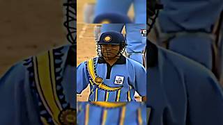 Sachin Tendulkar STRAIGHT Six  McGrath KNOCK OUT [upl. by Rose]