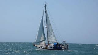 Vancouver 28 sailing upwind during solo sailing circumnavigation [upl. by Johann957]