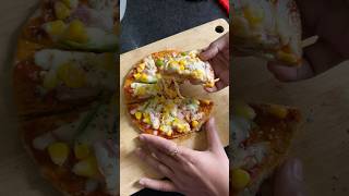 No oven no yeast no maida pizza healthy pizza wheat pizza👌😋 youtubeshorts food [upl. by Agathe]