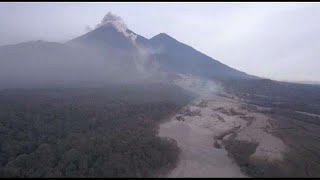 Guatemala  la menace des coulées de boue volcaniques [upl. by Surat]