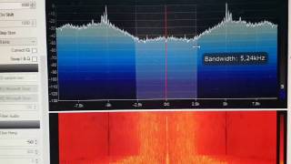 Kenwood THD74 esempio ascolto con software SDR [upl. by Buell]