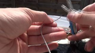 Leatherman Squirt PS4 vs Bass guitar Strings [upl. by Welcome]