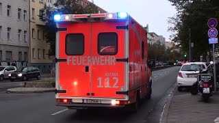 Rasant rückwärts  RTW BW 13001  RTW 25001 Berliner Feuerwehr [upl. by Anderegg]