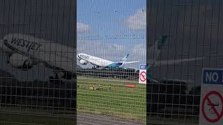 WestJet Boeing 7879 Dreamliner takeoff from Edinburgh airport EDI ✨️✨️✨️ [upl. by Khoury793]