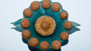 Muffin agli Amaretti  La ricetta [upl. by Akcimehs]