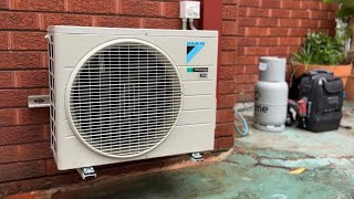 Daikin R32 Unit Install Conquering a Long Pipe Run amp Balcony Obstacles  Can It Pump That Far [upl. by Allecram]