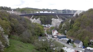 Marode Rahmedetalbrücke an der A45 erfolgreich gesprengt [upl. by Joel]