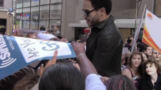 Lenny Kravitz signs autographs  at the today show [upl. by Rovner]