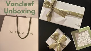 VANCLEEF JEWELRY UNBOXING  Alhambra 5 Motif review [upl. by Adym]