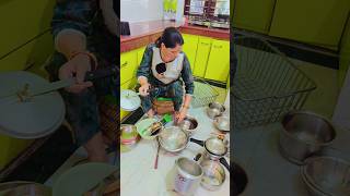 kitchen Khali karte hi mahman a gaye 🙆🏻shortvideo dailyvlog kitchencleaning [upl. by Samanthia408]