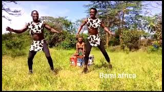 same costume traditional dance the woman drummst drum please subscribe [upl. by Lauretta]