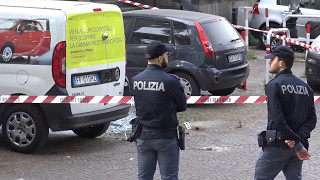 Paura a Roma esplosione in strada davanti alle Poste [upl. by Nednerb248]