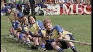 Tug of War European Championships 2005 Women 560kg wwwtugofwartwiforg [upl. by Desirea]