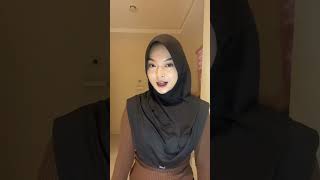 cewek cantik mulus seksi [upl. by Enivid]