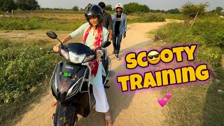 Rakhi ne Scooty chalana seekha 😎❤️  The Roamer Amit  vlog [upl. by Tireb]