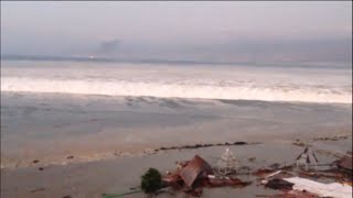 Tsunami hits Palu Grand Mall in Palu Sulawesi Indonesia [upl. by Nairoc]