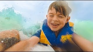 Body Boarding in Hawaii for the First Time [upl. by Nhor564]