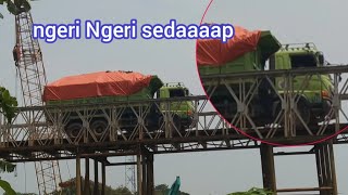 SEPERTI INI JEMBATAN JALUR PENYEBRANGAN DUMP TRUCK [upl. by Groeg]