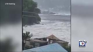 Hurricane Beryl roars toward Jamaica as Cat 4 storm [upl. by Adaha]