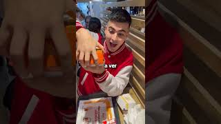 Pedí Solo un Pepinillo en McDonald’s 🥒🍔 [upl. by Lytsirk]