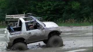 WHITE TRACKER 4x4 MUDDING  MUD BOGGING AT RIZZOS BOG [upl. by Laen]