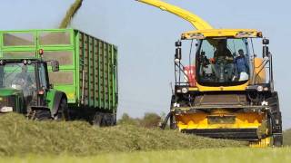 Loonbedrijf Fokkert uit Lemele met nieuwe New Holland FR 9050  Trekkerwebnl [upl. by Worlock]