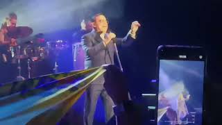 Gilberto Santa Rosa  Caballo viejo En Madrid 05032023 [upl. by Raymonds]