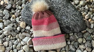 Caron Cinnamon Swirl Cakes Beanie  1 Minute of fun [upl. by Hayman]