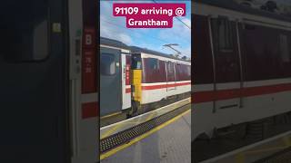 91109 arriving  Grantham  shorts class91 ecml train [upl. by Mayne]