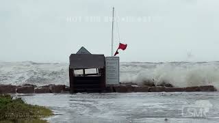 61924 Surfside Beach TXVacationers evacuating storm surge SOTs [upl. by Velasco]