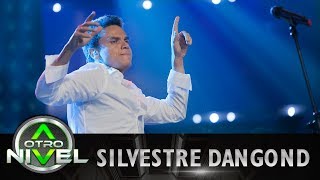 Silvestre Dangond inauguró el programa interpretando Cásate conmigo  A otro Nivel [upl. by Anneehs193]