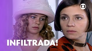 Catarina descobre onde está Lindinha por meio de Bianca  O Cravo e a Rosa  TV Globo [upl. by Barthol145]