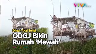 ODGJ Bangun Rumah 2 Lantai dari Kayu Bekas Endingnya Mengejutkan [upl. by Avla]