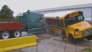 Enquête  Autobus scolaires  le dossier à boucler [upl. by Cirre]