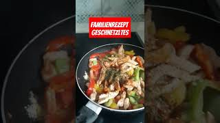 Familienrezept Paprika Geschnetzeltes mit SpätzleStillengelMama Familienkanal [upl. by Bronez]