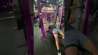 Benching 205smith machine”planet fitness [upl. by Thomajan]