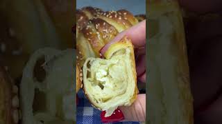 HRSKAVI KROASANI POJACAJTE ZVUK 😍 SAVRSEN RECEPT 🥐 recept hrana food [upl. by Sanfred]