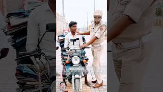 Chala na katate hue gift Diya helmet ⛑️ police traffic police gift helmat [upl. by Bobbie]