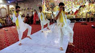 Pakistani Wedding Mehndi Dance Song Nach Panjaban [upl. by Nette]