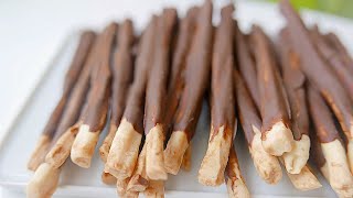 Mikado Pocky au Chocolat  was Cuisine  チョコレートポッキー [upl. by Santos]