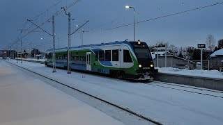 SA134029 jako REGIO ze Stalowej Woli Południe zatrzymuje się na stacji Rzeszów Zachodni 05122023 [upl. by Aline]