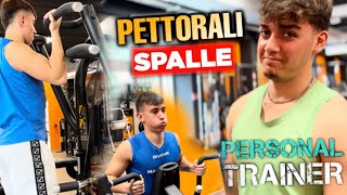 FINTO PERSONAL TRAINER MI ALLENA PETTO E DORSO [upl. by Lehacim]