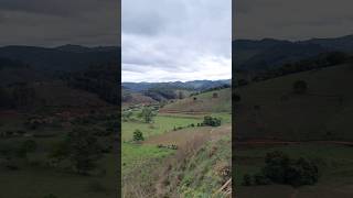 OLHANDO DE LONGE DO BURACÃO PAISAGEM DA NATUREZA MUNICÍPIO DE FREI LAGONEGRO MG roça youtube [upl. by Eynaffit221]