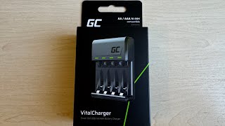 Ładowarka akumulatorów AAAAA NiMHNiCd cztero kanałowa GreenCell VitalCharger Unboxing i test [upl. by Kramnhoj]