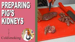 Preparing Pigs Kidneys  Ready for using in a steak amp kidney pudding [upl. by Alyam]