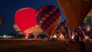 Invasione di mongolfiere allaviosuperficie di Terni ecco Night glow [upl. by Edelman]