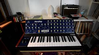 Behringer monopoly synthesizer Bones new synthesizer loop Beat [upl. by Baggett577]