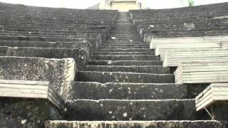 Les ruines romaines de VaisonlaRomaine Vaucluse  France [upl. by Davilman]