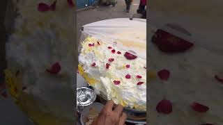 Daulat Ki Chaat shorts foodblogger daulatkichaat foodblogger sweets happiness [upl. by Leterg]