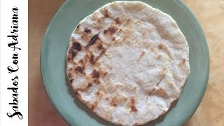 Como Hacer Arepas sencillas Colombianas  Sabados Con Adriana [upl. by Chaworth]